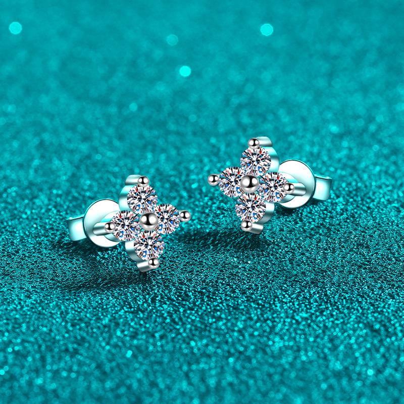 Star Stud Earrings with Moissanite in Platinum-Plated 925 Sterling Silver