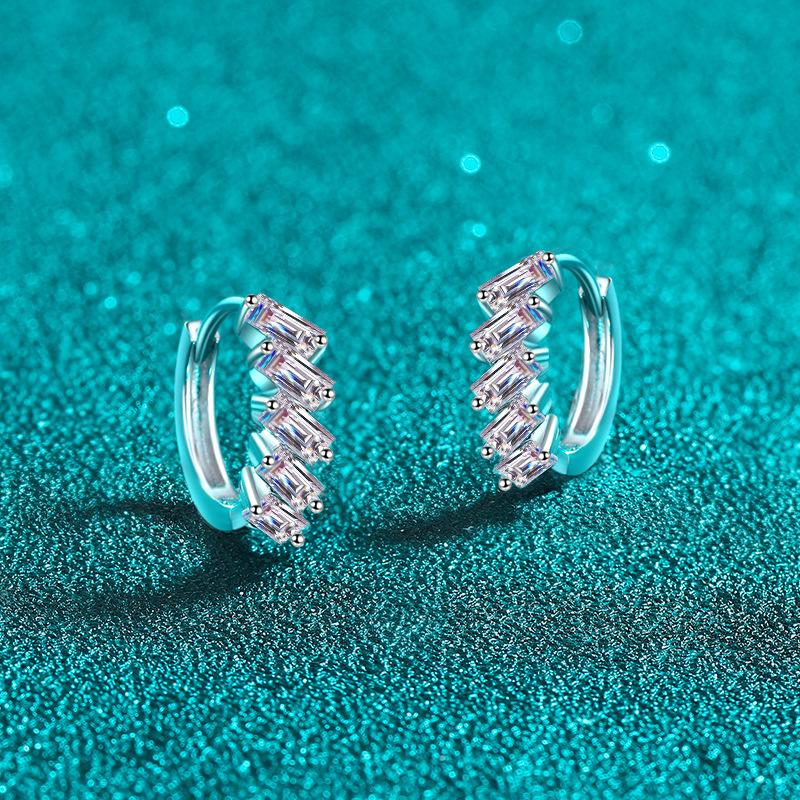 Emerald Cut Moissanite Silver Earrings for Women with Geometric Design and Fashionable Style