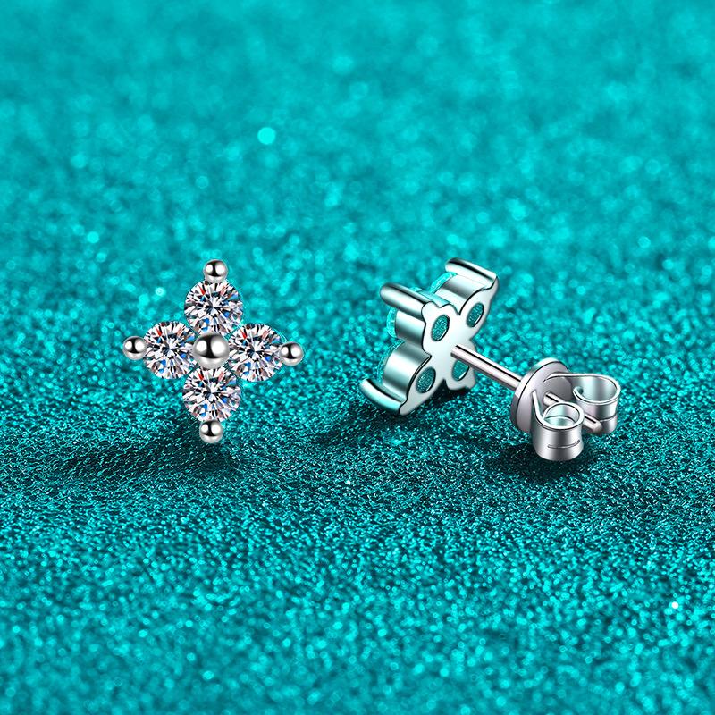 Star Stud Earrings with Moissanite in Platinum-Plated 925 Sterling Silver