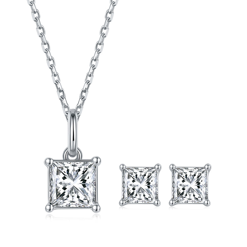 Princess-Cut Moissanite Classic Solitaire Stud Earrings in 925 Sterling Silver